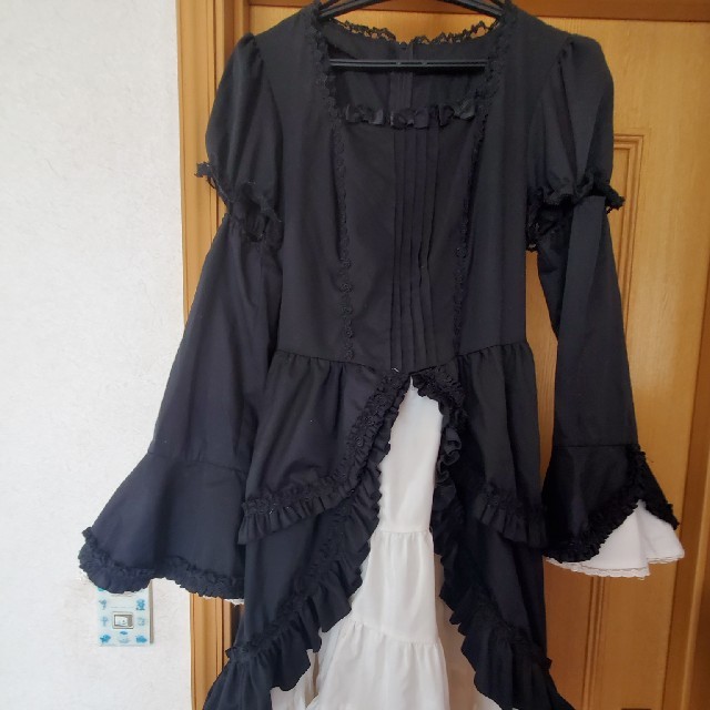 BODYLINE(ボディライン)のボディライン ゴスロリ メイド服 黒白 エンタメ/ホビーのコスプレ(衣装)の商品写真