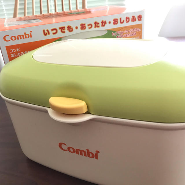 combi(コンビ)のおしりふきあたため器（Combi) キッズ/ベビー/マタニティのおむつ/トイレ用品(その他)の商品写真