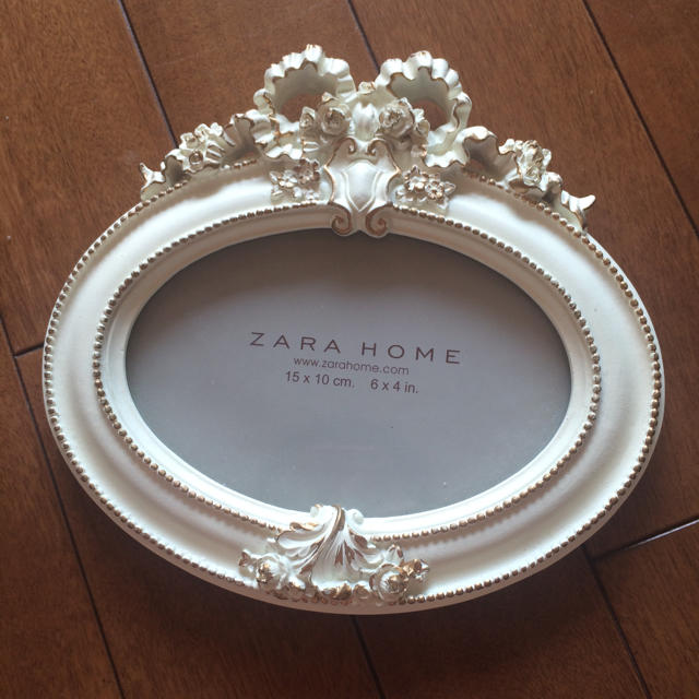 ZARA(ザラ)の写真立て（ZARA HOME） インテリア/住まい/日用品のインテリア小物(フォトフレーム)の商品写真