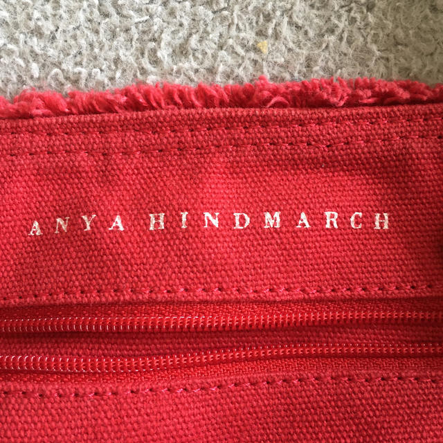 ANYA HINDMARCH(アニヤハインドマーチ)のアニヤハインドマーチ　トートバック　赤 レディースのバッグ(トートバッグ)の商品写真