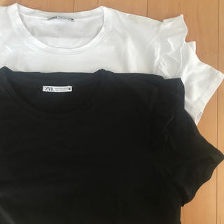 ザラ(ZARA)のKANON様　専用　ZARA 肩フリル　Tシャツ　白黒　2枚セット(Tシャツ(半袖/袖なし))