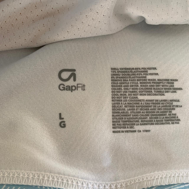 GAP(ギャップ)のGap   ヨガトップス、二枚セット　　サイズL スポーツ/アウトドアのトレーニング/エクササイズ(ヨガ)の商品写真