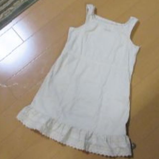 BeBe(ベベ)の【美品】BEBE　ワンピース　130 キッズ/ベビー/マタニティのキッズ服女の子用(90cm~)(ワンピース)の商品写真