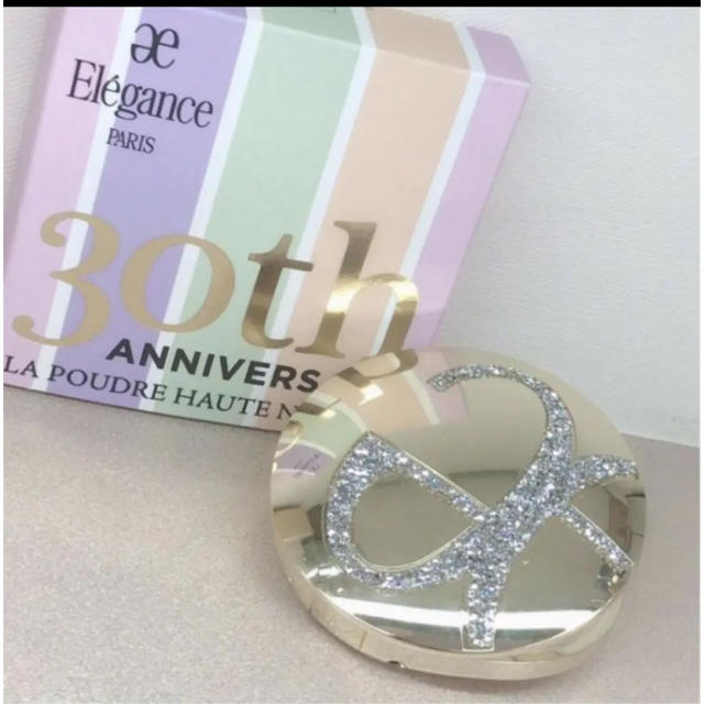 Elégance.(エレガンス)のエレガンス 30TH 限定 スワロフスキープードル コスメ/美容のベースメイク/化粧品(フェイスパウダー)の商品写真