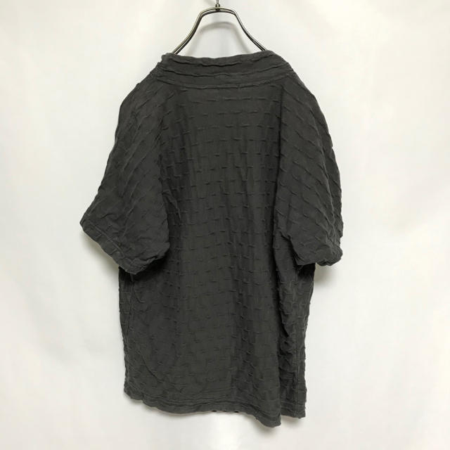 ISSEY MIYAKE(イッセイミヤケ)のプランテーション　イッセイミヤケ　カットソー　半袖　Tシャツ　ユニセックス メンズのトップス(Tシャツ/カットソー(半袖/袖なし))の商品写真