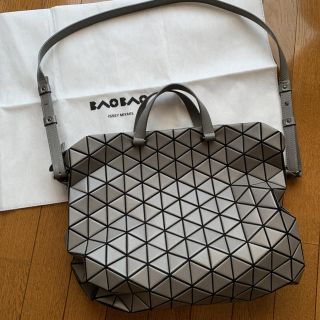 イッセイミヤケ(ISSEY MIYAKE)の【LISa様専用】バオバオ　イッセイミヤケ　ショルダーバッグ(ショルダーバッグ)