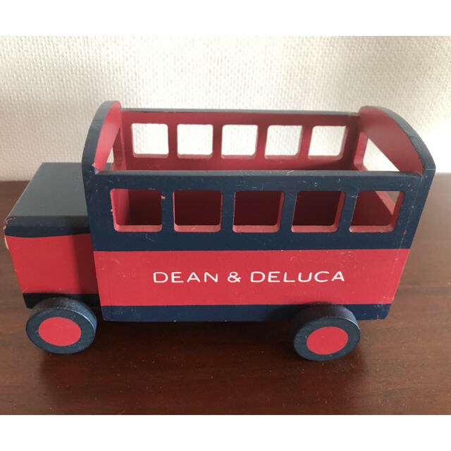 DEAN & DELUCA(ディーンアンドデルーカ)のDEAN & DELUCA ディーンアンドデルーカ　木製　小物入れ　車 インテリア/住まい/日用品のインテリア小物(小物入れ)の商品写真