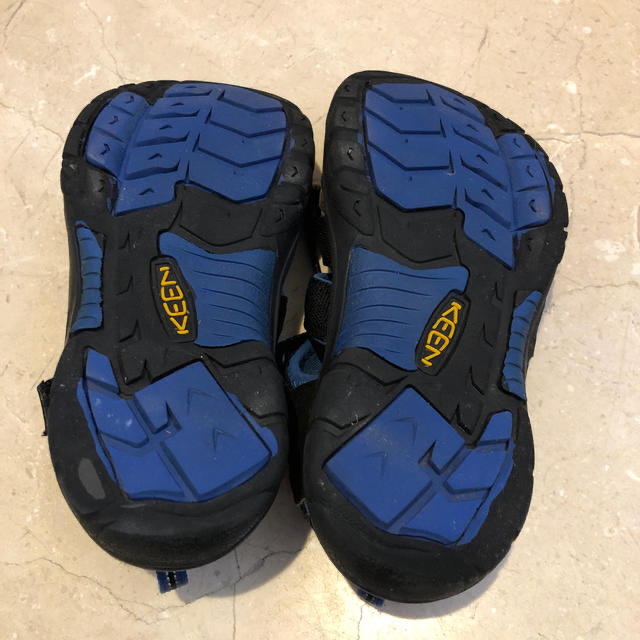 KEEN(キーン)のKEEN サンダル　サイズ22㎝ キッズ/ベビー/マタニティのキッズ靴/シューズ(15cm~)(サンダル)の商品写真