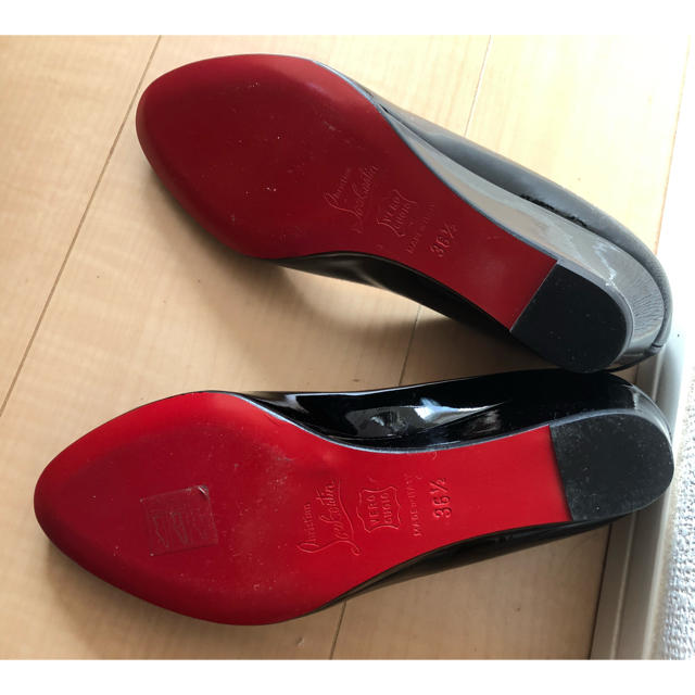 Christian Louboutin(クリスチャンルブタン)のさや様専用　クリスチャンルブタン　パンプス　黒　ウエッジソール レディースの靴/シューズ(ハイヒール/パンプス)の商品写真