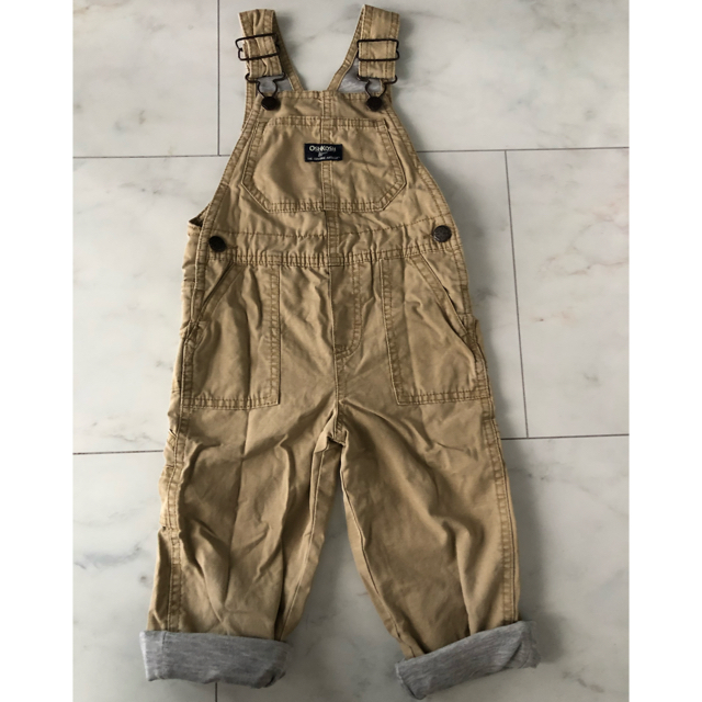 OshKosh(オシュコシュ)のRIA様専用【OSHKOSH】オーバーロール　２T／95センチ キッズ/ベビー/マタニティのキッズ服男の子用(90cm~)(パンツ/スパッツ)の商品写真