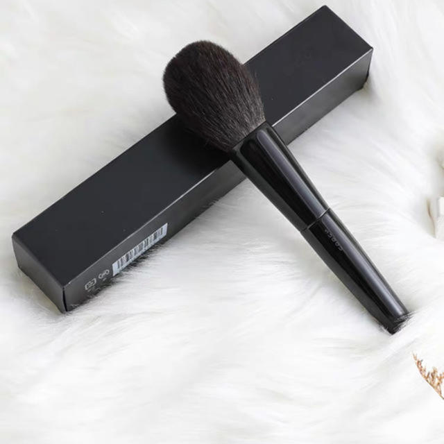 SUQQU(スック)のSUQQU Blush Brush   新品未使用 コスメ/美容のメイク道具/ケアグッズ(ブラシ・チップ)の商品写真