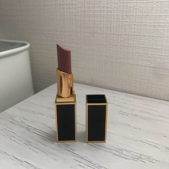 TOM FORD(トムフォード)の値下げ　トムフォード リップカラー　サテン　マット　16 コスメ/美容のベースメイク/化粧品(口紅)の商品写真