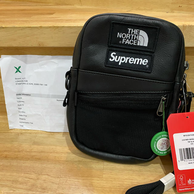 Supreme - SUPREME TNF LEATHER SHOULDER BAG BLACKの通販 by 45's ...