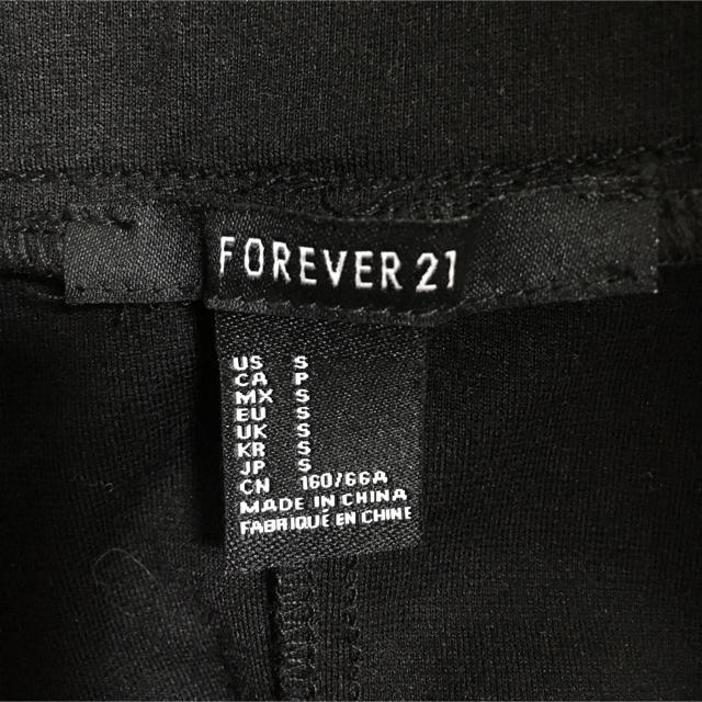 FOREVER 21(フォーエバートゥエンティーワン)のforever21 フレアスカート レディースのスカート(ミニスカート)の商品写真