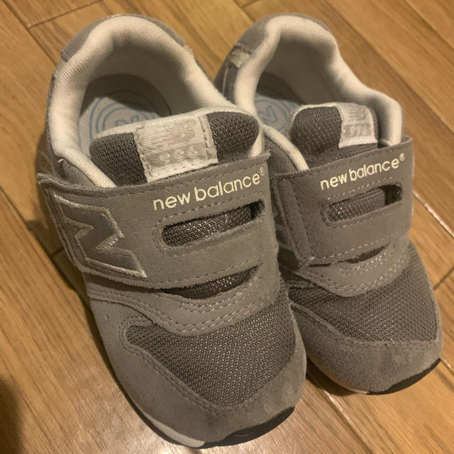 New Balance(ニューバランス)のニューバランス　スニーカー キッズ/ベビー/マタニティのキッズ靴/シューズ(15cm~)(スニーカー)の商品写真