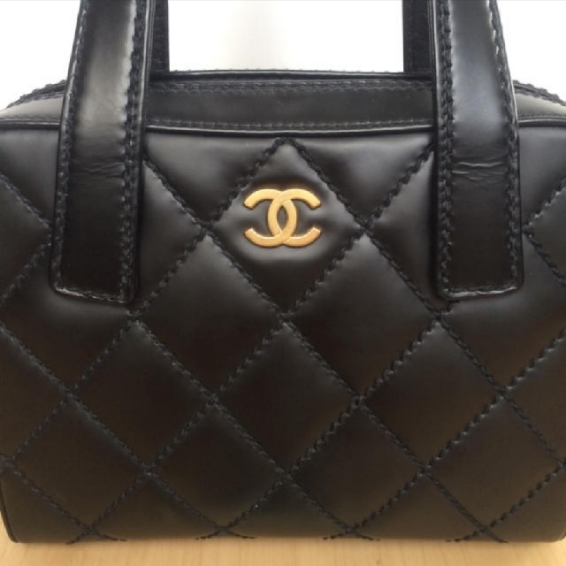 CHANEL(シャネル)のMoko様ご専用♥CHANEL　ワイルドステッチ レディースのバッグ(ハンドバッグ)の商品写真