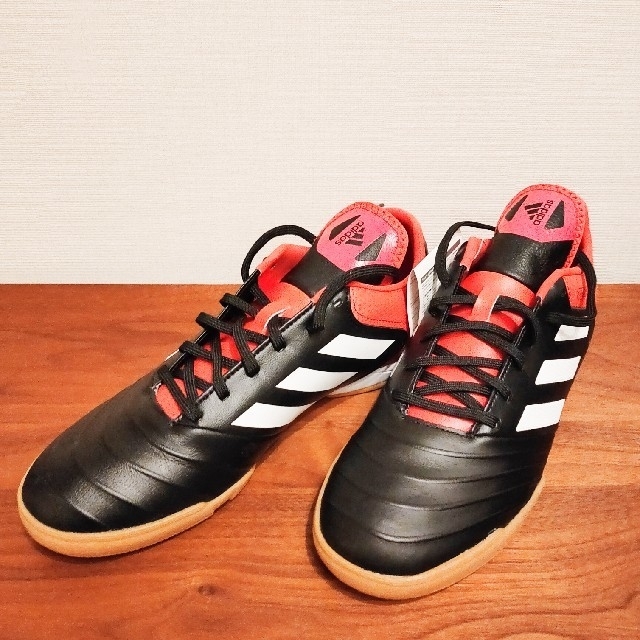 adidas(アディダス)の【未使用】アディダス　コパタンゴ18.3IN スポーツ/アウトドアのサッカー/フットサル(シューズ)の商品写真