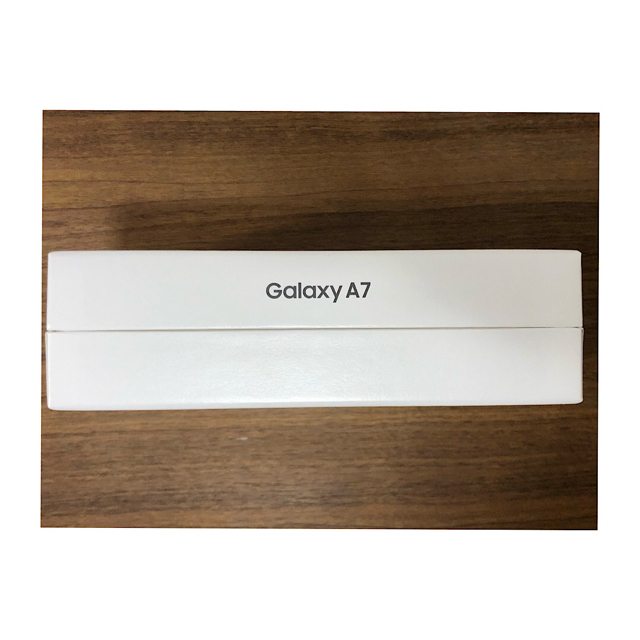 Galaxy(ギャラクシー)のGalaxy A7 ブラック 64 GB SIMフリー スマホ/家電/カメラのスマートフォン/携帯電話(スマートフォン本体)の商品写真