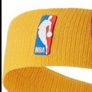 ナイキ(NIKE)の新品 NIKE ナイキ NBA プロ使用モデル ヘッドバンド イエロー(ヘアバンド)