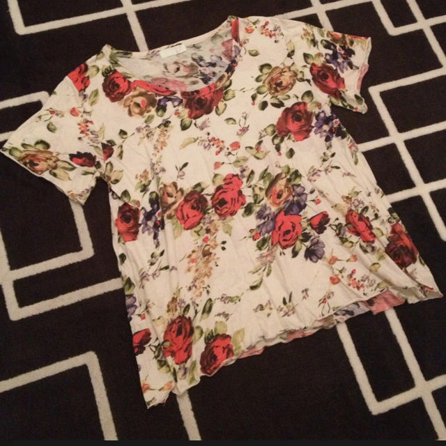 JEANASIS(ジーナシス)のジーナシス♡カットソー レディースのトップス(Tシャツ(半袖/袖なし))の商品写真
