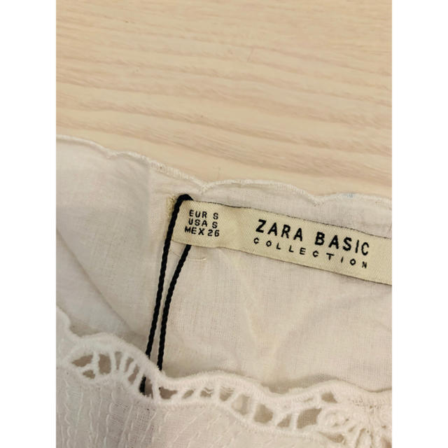 ZARA(ザラ)の未使用品　ZARA トップス ブラウス　レース レディースのトップス(シャツ/ブラウス(半袖/袖なし))の商品写真