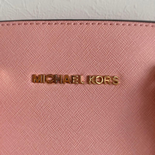 Michael Kors(マイケルコース)のマイケルコース  ピンク ショルダーバッグ レディースのバッグ(ショルダーバッグ)の商品写真