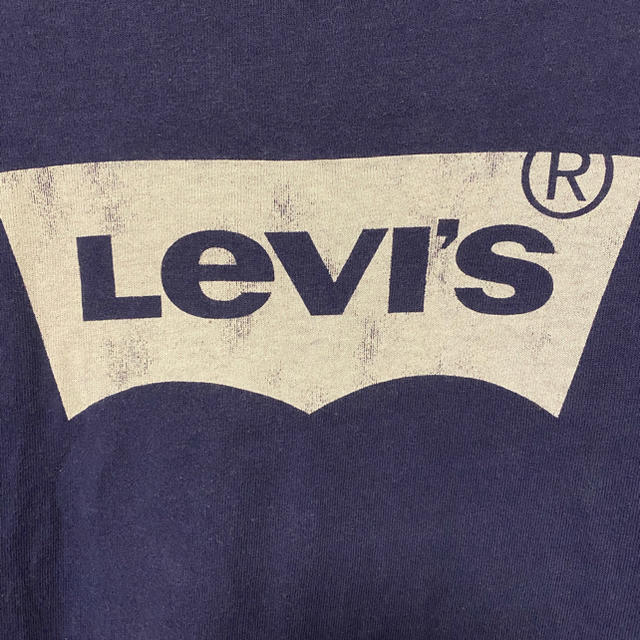 Levi's(リーバイス)の【お値下げ中❣️】リーバイス　Ｔシャツ　古着 レディースのトップス(Tシャツ(半袖/袖なし))の商品写真