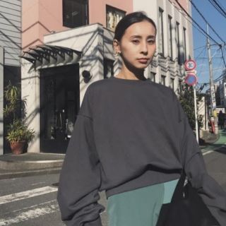 アメリヴィンテージ(Ameri VINTAGE)のAMERI BACK BELT SWEAT TOP(トレーナー/スウェット)