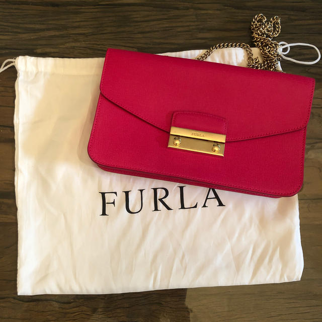 Furla(フルラ)のFURLA バッグ　フーシャピンク レディースのバッグ(ショルダーバッグ)の商品写真