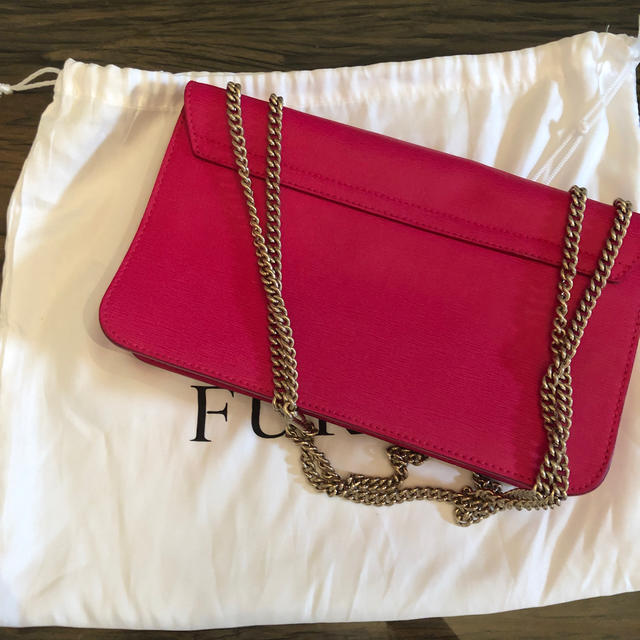 Furla(フルラ)のFURLA バッグ　フーシャピンク レディースのバッグ(ショルダーバッグ)の商品写真