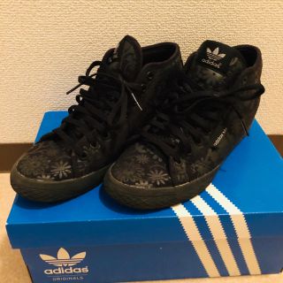 アディダス(adidas)のアディダス　スニーカー(スニーカー)