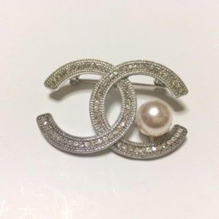 シャネル(CHANEL)の♥時間限定最安値値下げ♥ノベルティブローチ/コサージュ(ブローチ/コサージュ)