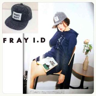 フレイアイディー(FRAY I.D)のFRAY I.D フェルトロゴギャップ(キャップ)