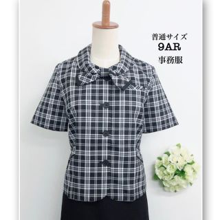 新品☆ 袖口広め事務服♪涼しいシャリ感　リボンデザインブラウス♪半袖 (シャツ/ブラウス(半袖/袖なし))