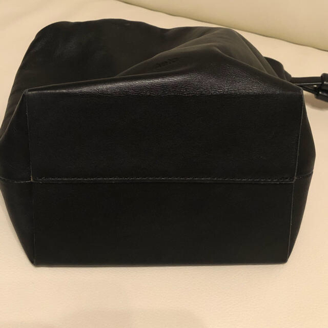 Hender Scheme(エンダースキーマ)のaeta 巾着　アエタ　バッグ レディースのバッグ(ハンドバッグ)の商品写真