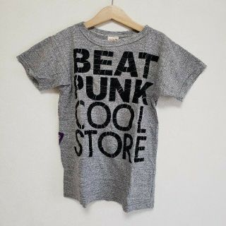デニムダンガリー(DENIM DUNGAREE)の【美品】140 デニム&ダンガリー BEAT PUNK Tシャツ グレー(Tシャツ/カットソー)