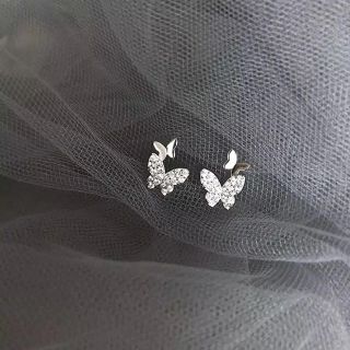 スタージュエリー(STAR JEWELRY)のmicro pave butterflies pierce ◯s925 post(ピアス)