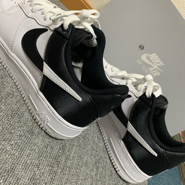 NIKE(ナイキ)のNIKE AIR FORCE1 スニーカー レア メンズの靴/シューズ(スニーカー)の商品写真