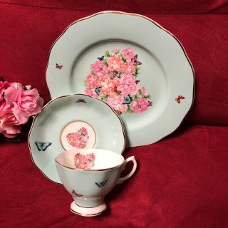 ロイヤルアルバート(ROYAL ALBERT)のロイヤルアルバート Royal Albert ミランダ・カーコラボ トリオ(グラス/カップ)