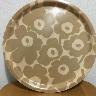 マリメッコ(marimekko)のマリメッコ Mini Unikko トレイ　31cm 新品(テーブル用品)