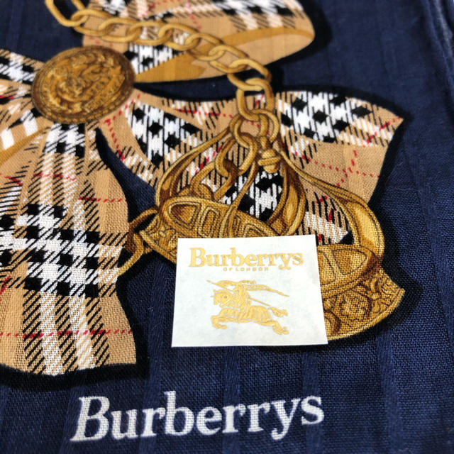 BURBERRY(バーバリー)の【人気)バーバリー/burberry ハンカチ ノバチェック レディースのファッション小物(ハンカチ)の商品写真