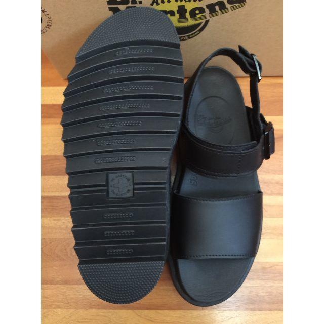 Dr.Martens(ドクターマーチン)のDr.Martens VOSS UK7 ドクターマーチン　Sandals レディースの靴/シューズ(サンダル)の商品写真