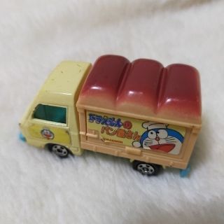 タカラトミー(Takara Tomy)のトミカ ドラえもんのパン屋さん(ミニカー)