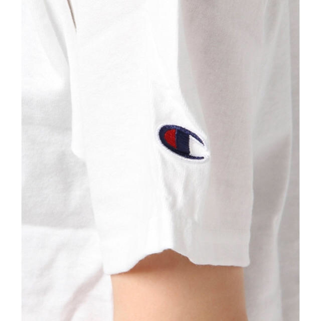 Champion(チャンピオン)の送料込＊美品＊Champion コットン 無地 半袖 Tシャツ レディースのトップス(Tシャツ(半袖/袖なし))の商品写真