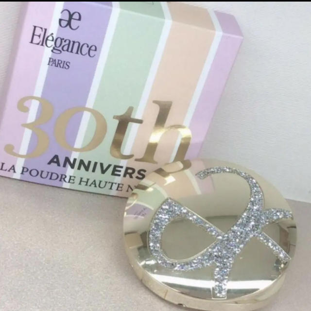 Elégance.(エレガンス)のエレガンス 30TH 限定 スワロフスキープードル コスメ/美容のベースメイク/化粧品(フェイスパウダー)の商品写真