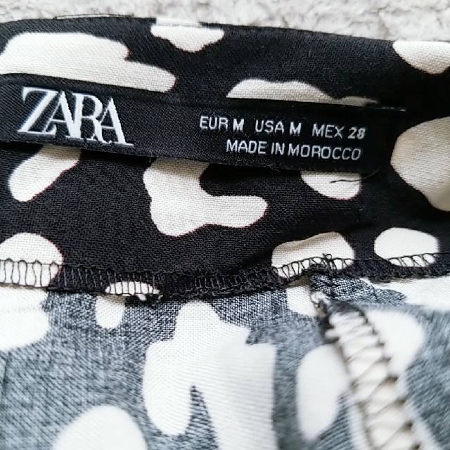 ZARA(ザラ)のZARA ヒョウ柄ワイドパンツ　ロングスカート風 レディースのスカート(ロングスカート)の商品写真