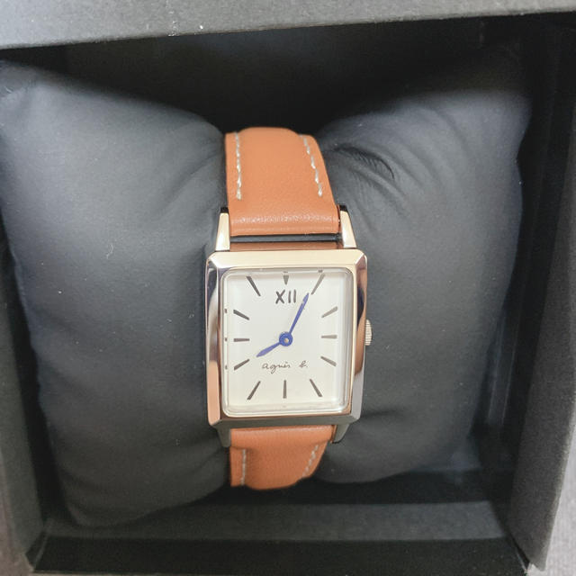 agnes b.(アニエスベー)の新品未使用アニエスべー　腕時計　レディース  革ベルト レディースのファッション小物(腕時計)の商品写真