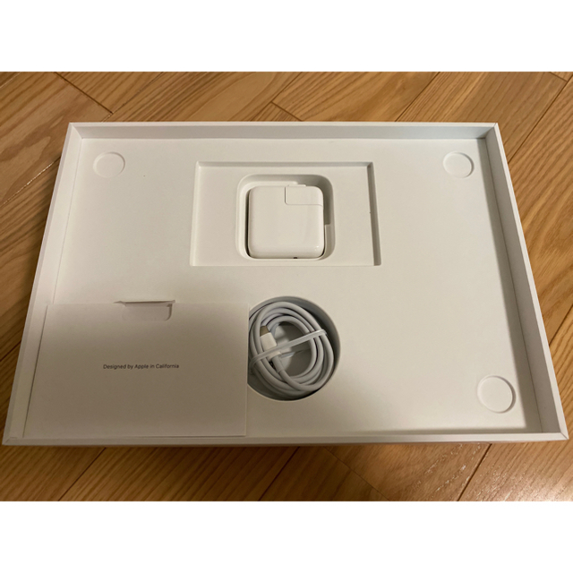 Apple「MacBook Air 2020 スペースグレイ」 3