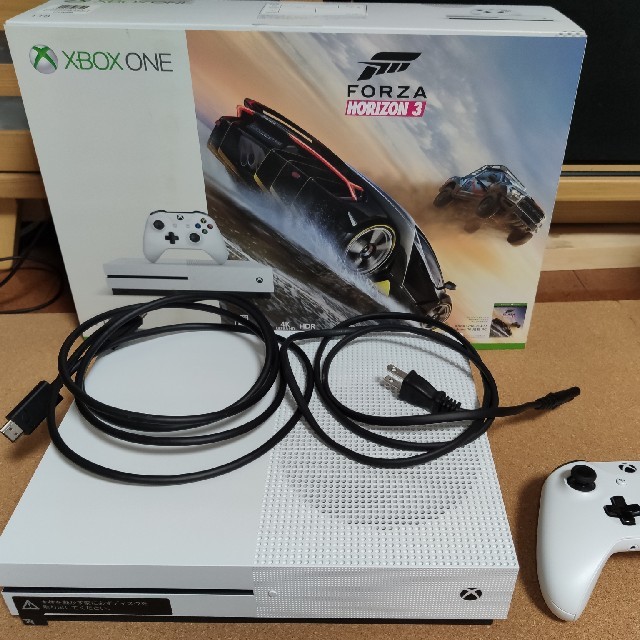 Xbox One S 1TB (Forza Horizon 3 同梱版）美品