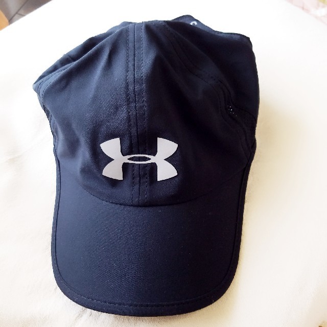 UNDER ARMOUR(アンダーアーマー)のNatchi様専用♡♡ メンズの帽子(キャップ)の商品写真